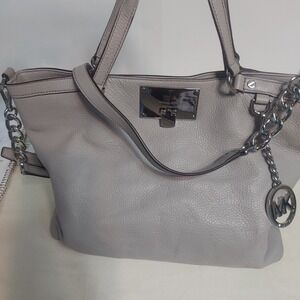 Michael Kors Satchel Pebble Leather Crossbody Chain Detail Gray Medium 15x11x3.5